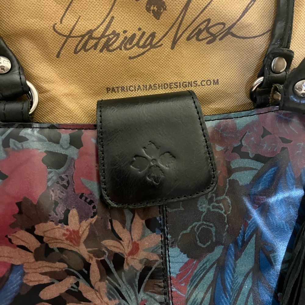 Patricia Nash Multicolor Floral Shoulder Bag NWOT has bag - Picture 12 of 14